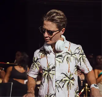 DJ image